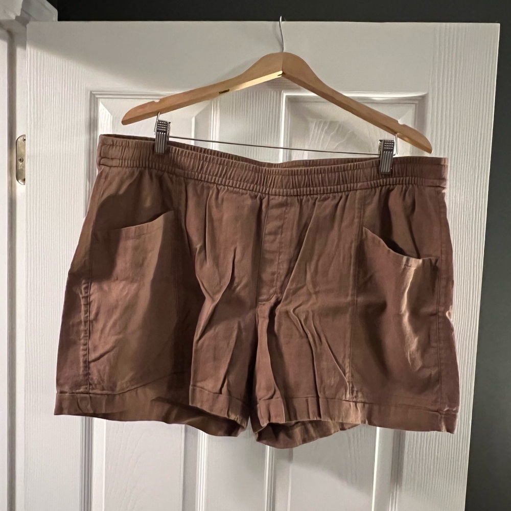Women's Brown Linen Shorts